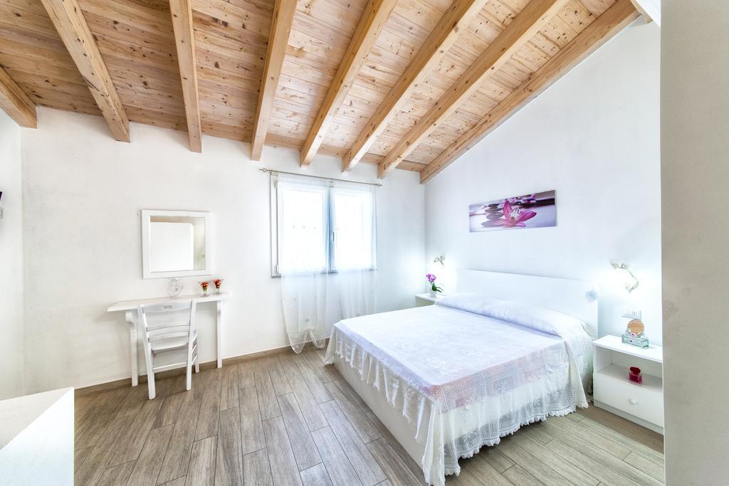 Isola Antica Hotel Sant'Antioco Exterior photo